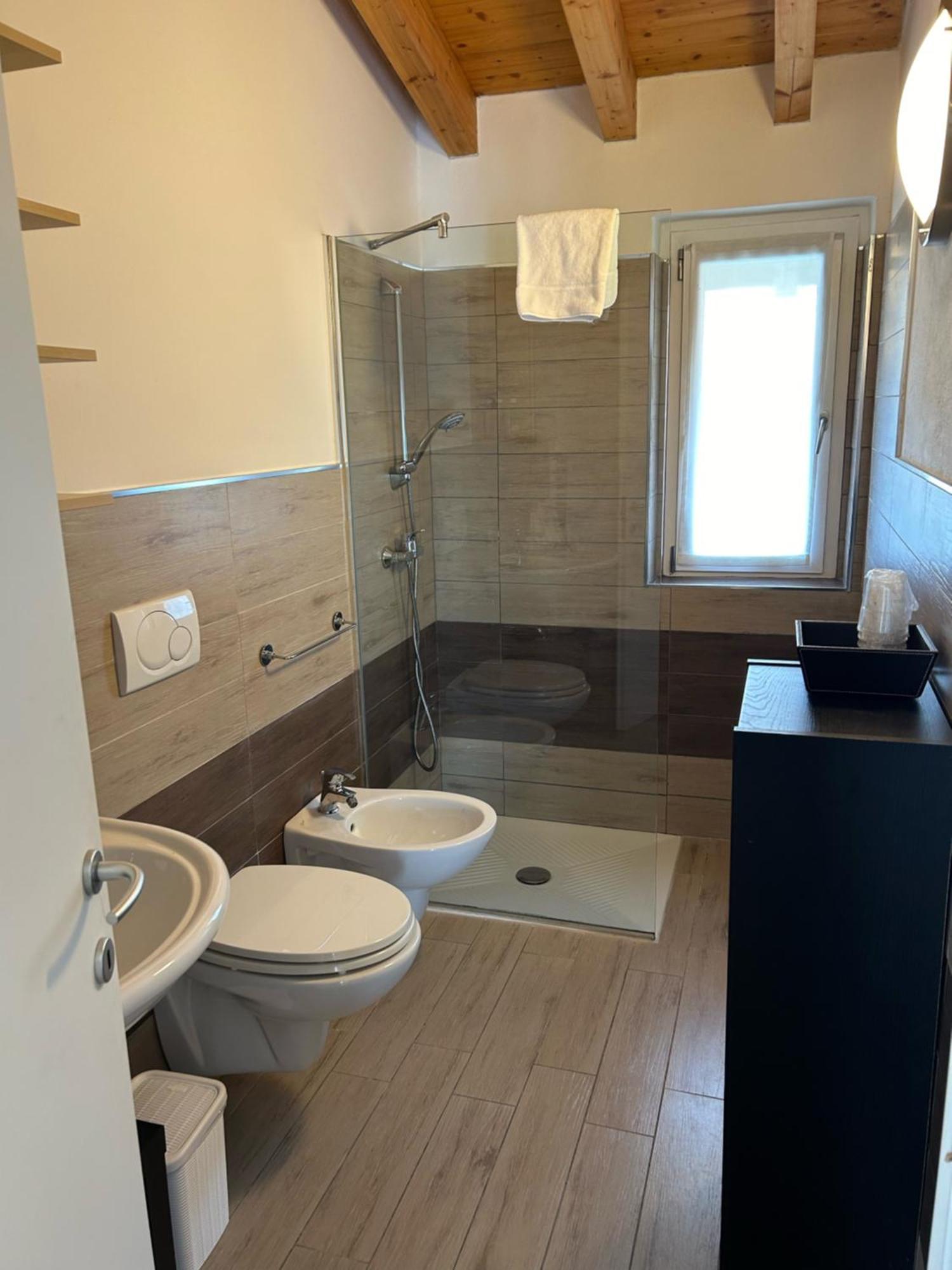 Menaggio Down Town Apartment Ngoại thất bức ảnh